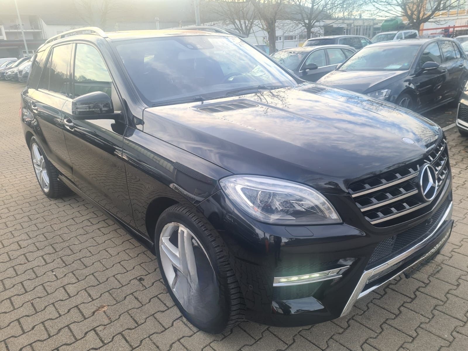 Mercedes-Benz ML 350  BlueTec AMG LINE foto 10