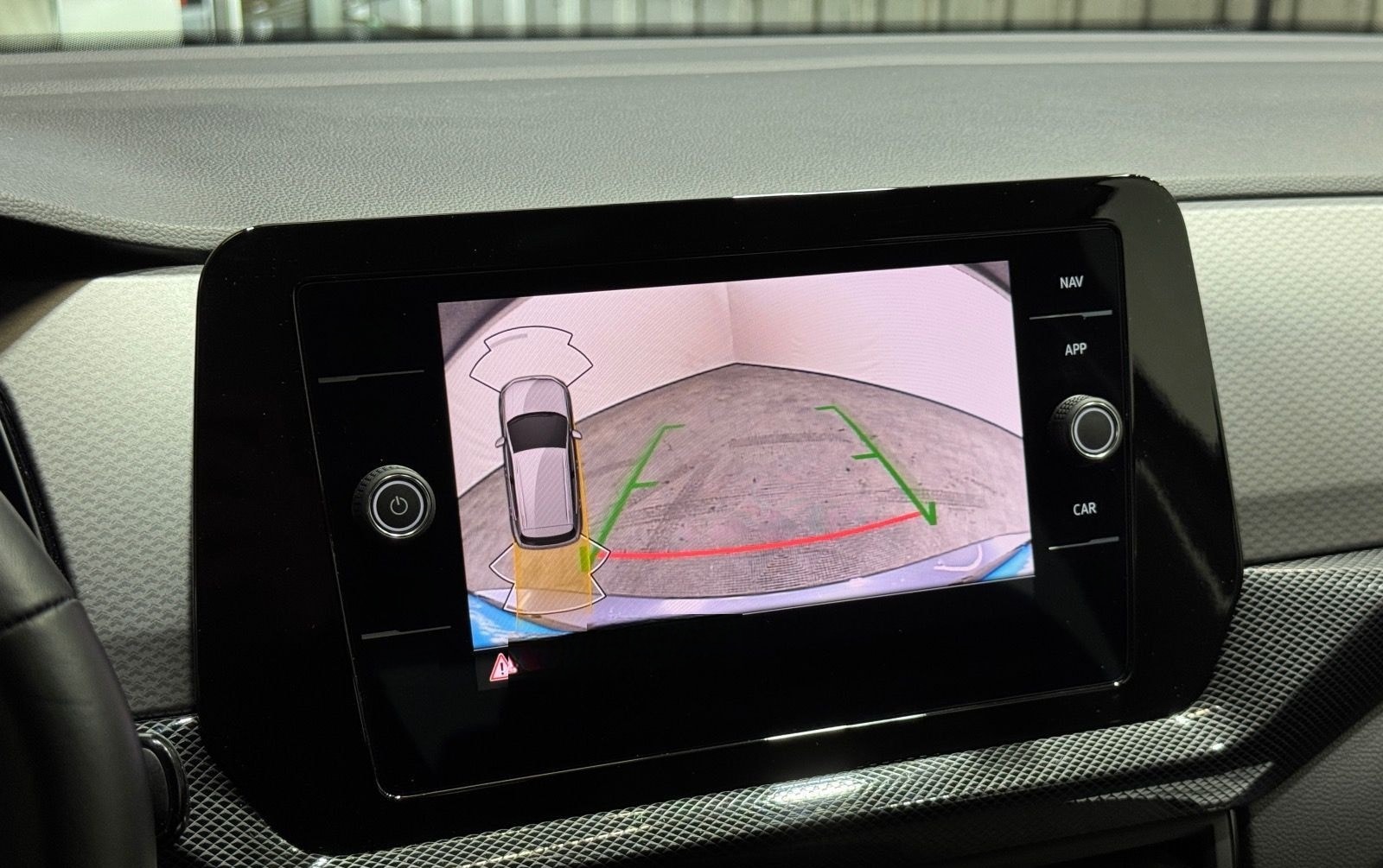 Volkswagen T-Cross Life 1.0 TSI | LED NAVI KAMERA AHK ACC foto 10