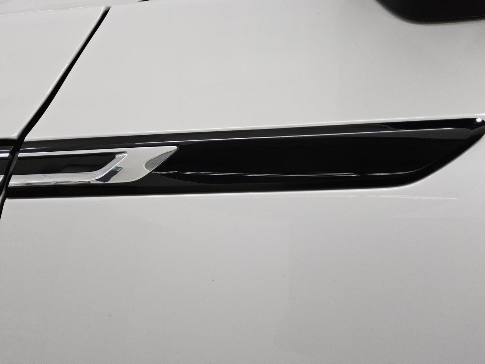 Volkswagen Arteon SB 2.0 TDI R-Line Pano Navi LED DC AHK foto 12