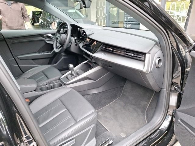 Audi A3 Sportback 30TFSI LEDER/NAVI/LED/SITZHZ foto 6