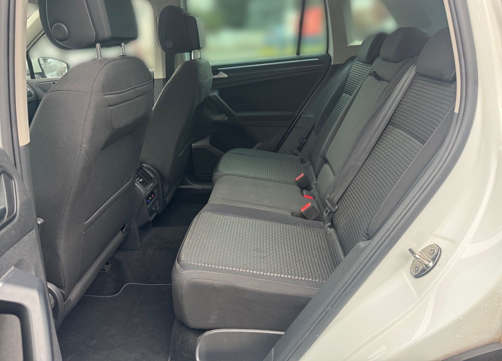 Volkswagen Tiguan 1.5 TSI United Navi Spurhalteassistent Sp foto 10