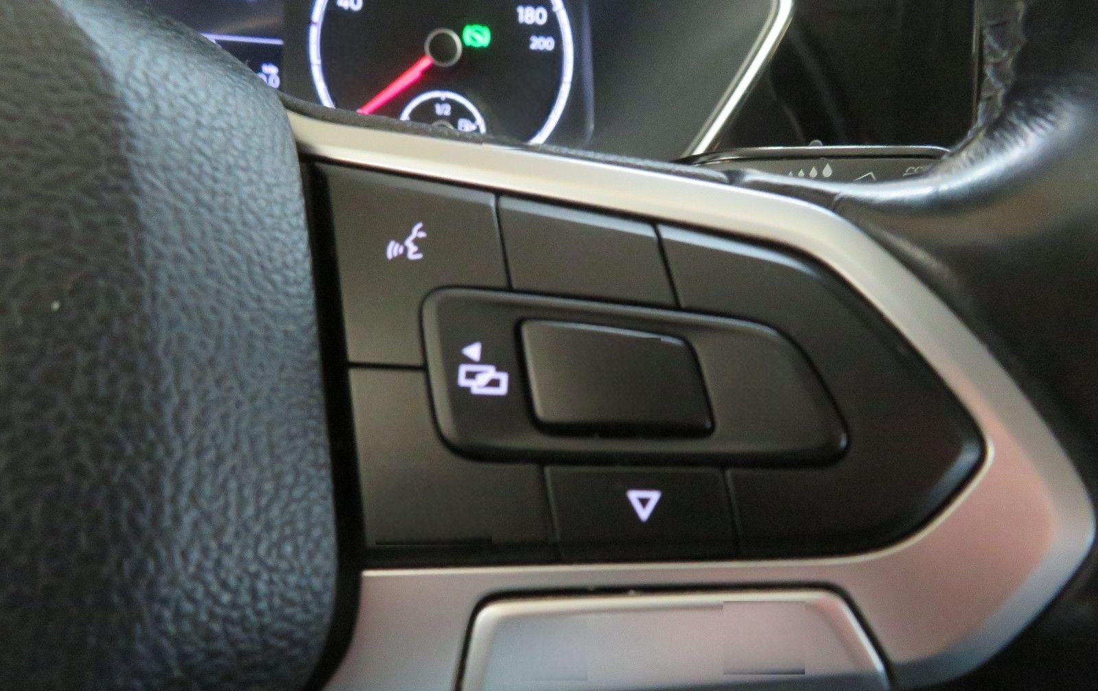 Volkswagen T-Cross Style 1,5 TSI DSG*LED*ACC*NAVI*PDC*SHZ* foto 17