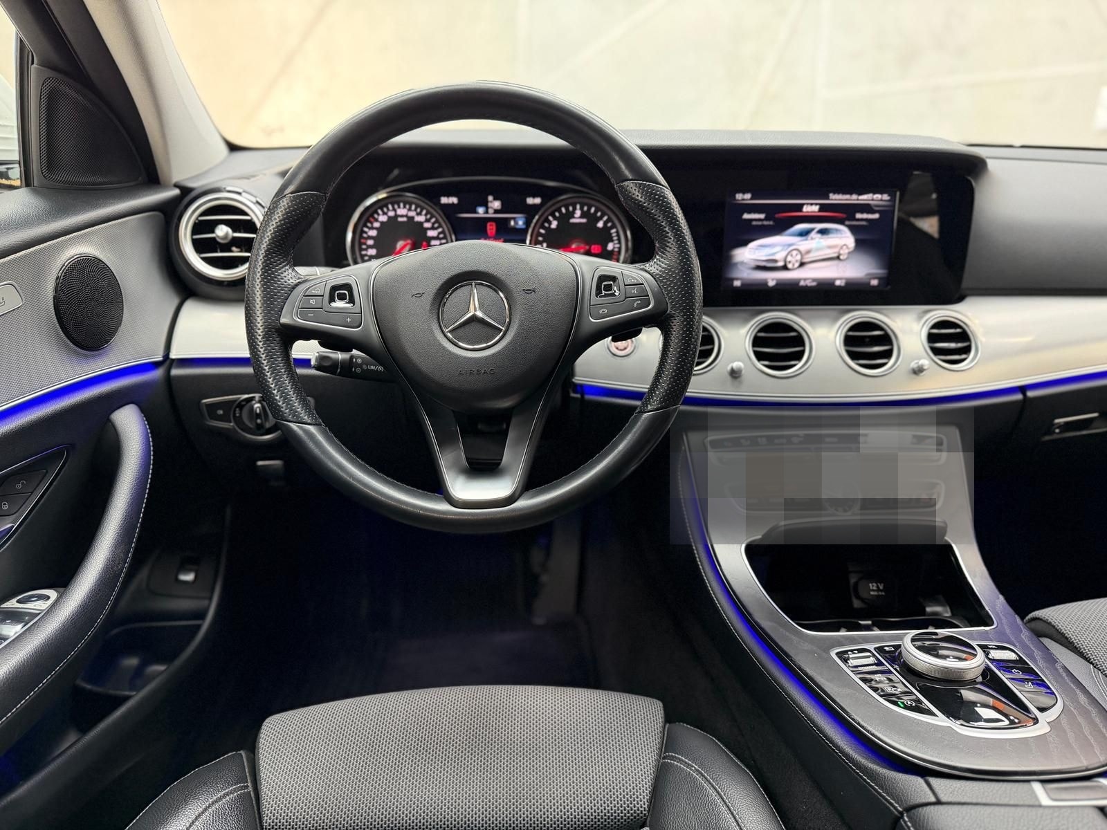 Mercedes-Benz E 220 d T-Modell |LED|SHZG|KAM|LM foto 24