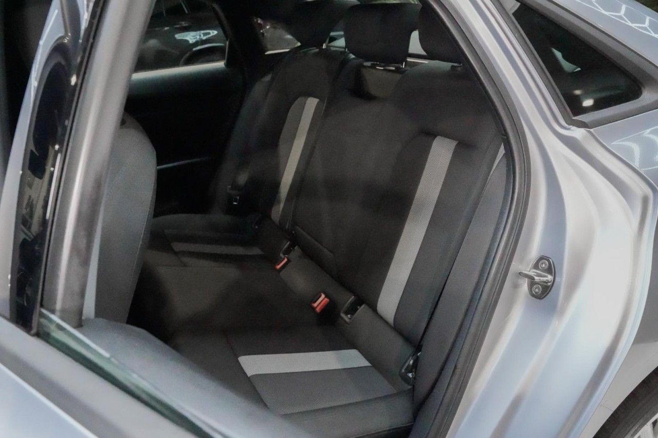 Audi A3 30 TFSI S-Tronic LIMOUSINE NAVI LED AHK ACC foto 13