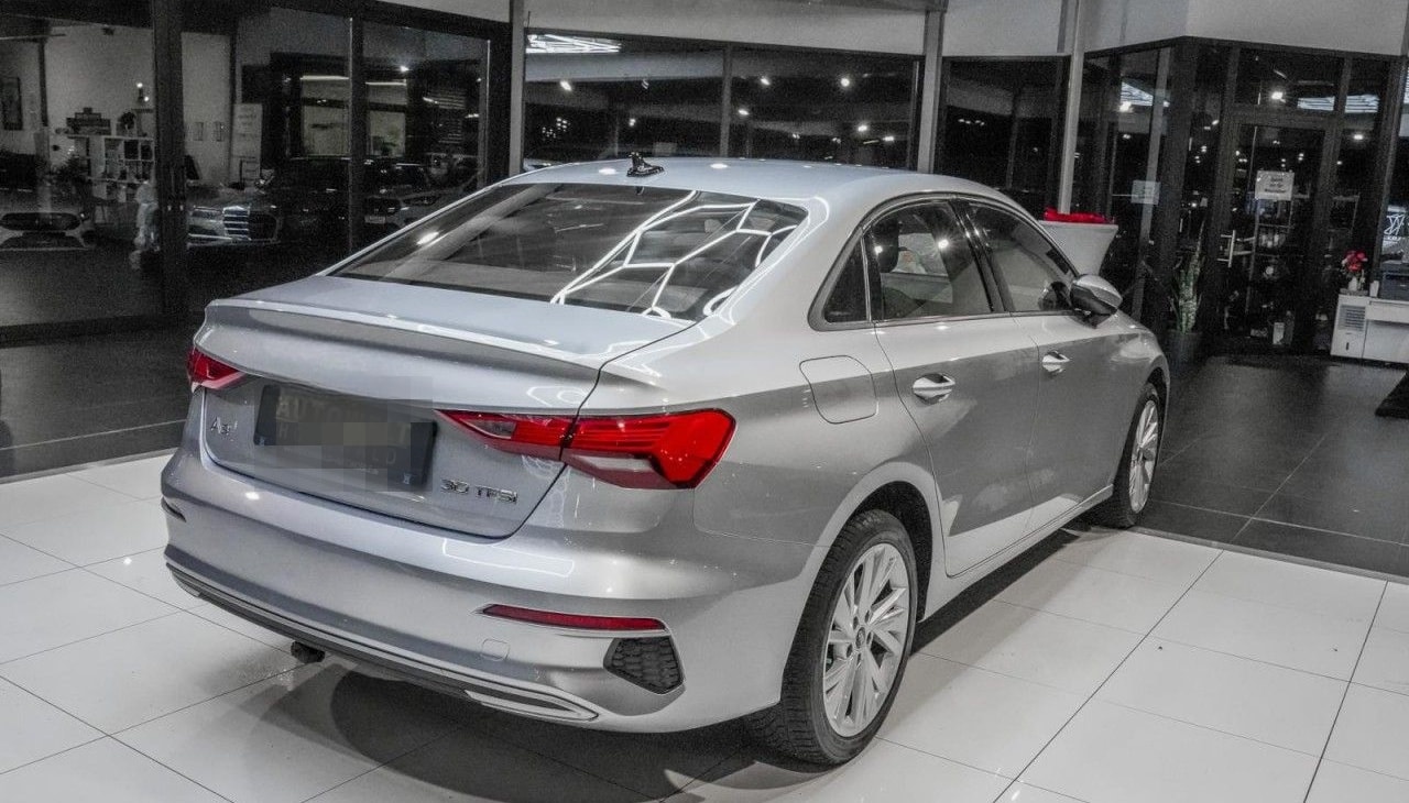 Audi A3 30 TFSI S-Tronic LIMOUSINE NAVI LED AHK ACC foto 6