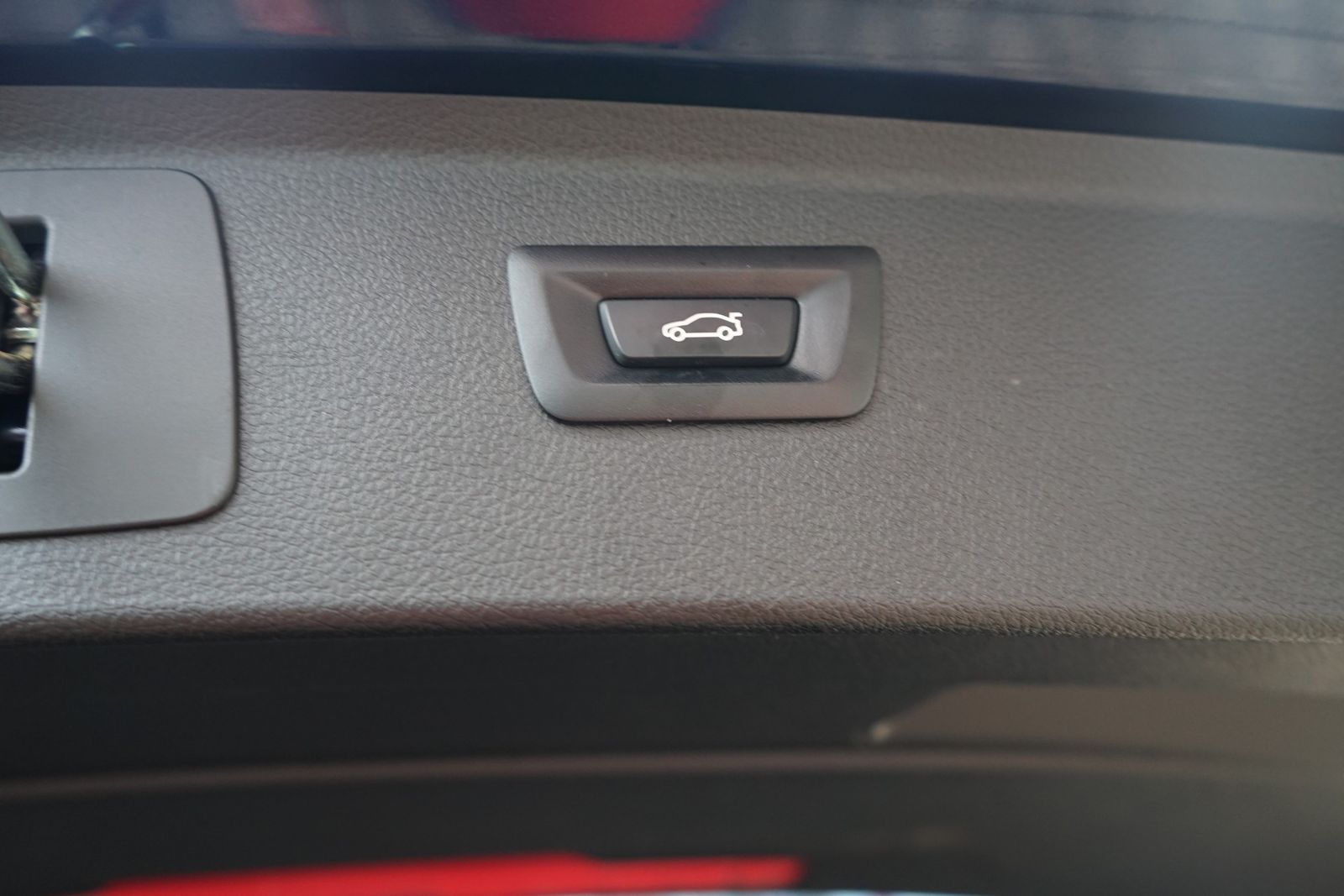 BMW 218d Advantage LED Navi PDC AHK foto 9