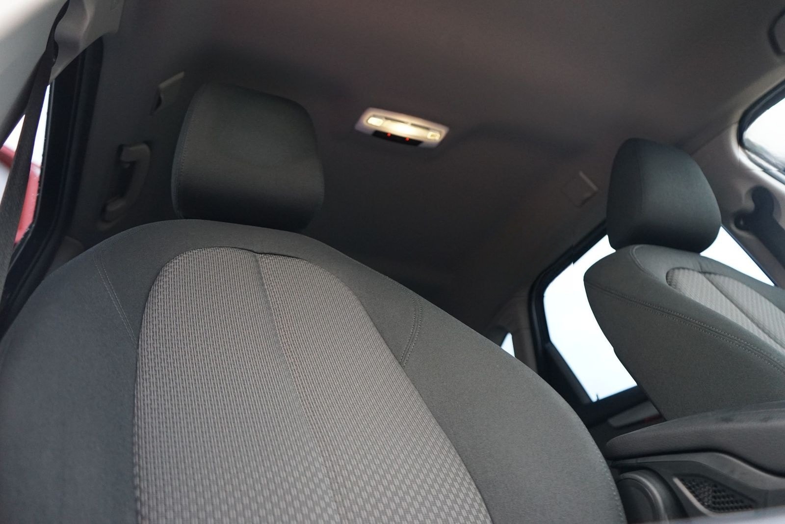 BMW 218d Advantage LED Navi PDC AHK foto 10