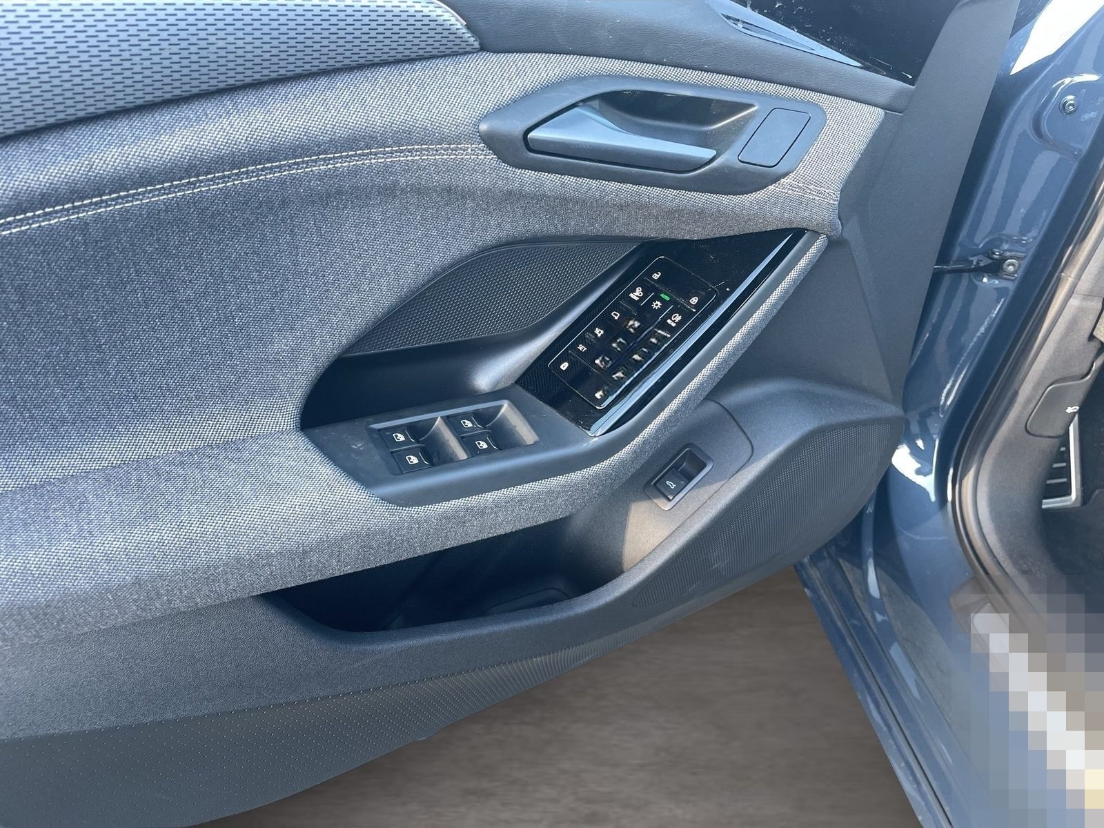 Audi A6 Avant e-tron performance S line AHK foto 13