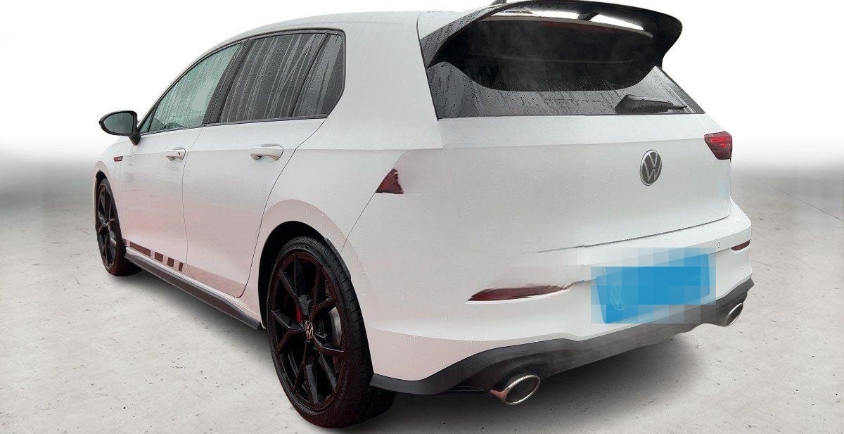 Volkswagen Golf VIII GTI CLUBSPORT 2.0 TSI DSG BLACK+APP+SH foto 4