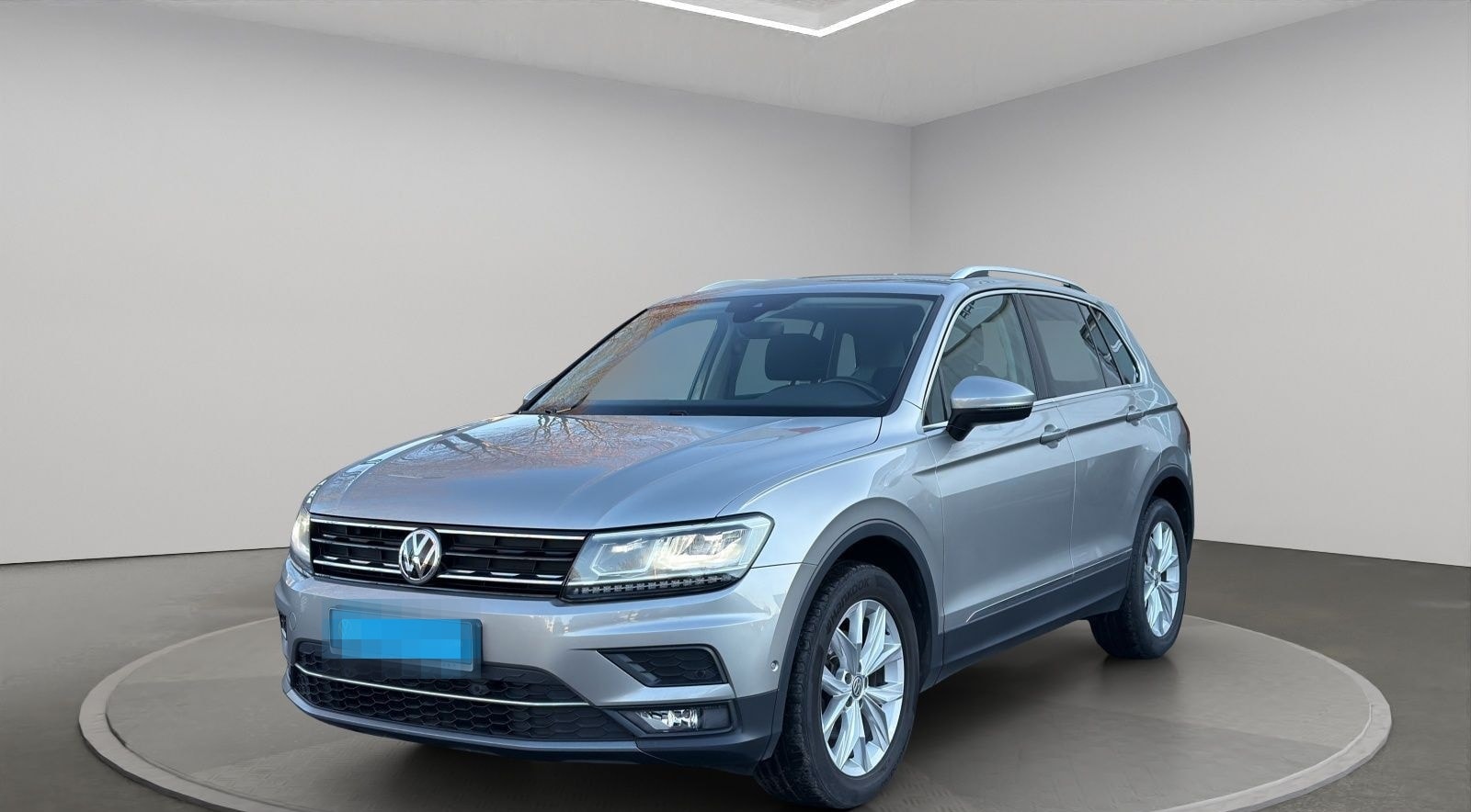 Volkswagen Tiguan 1.4 TSI 4mot Highline DSG AHK+LED+ACC+RFK foto 2
