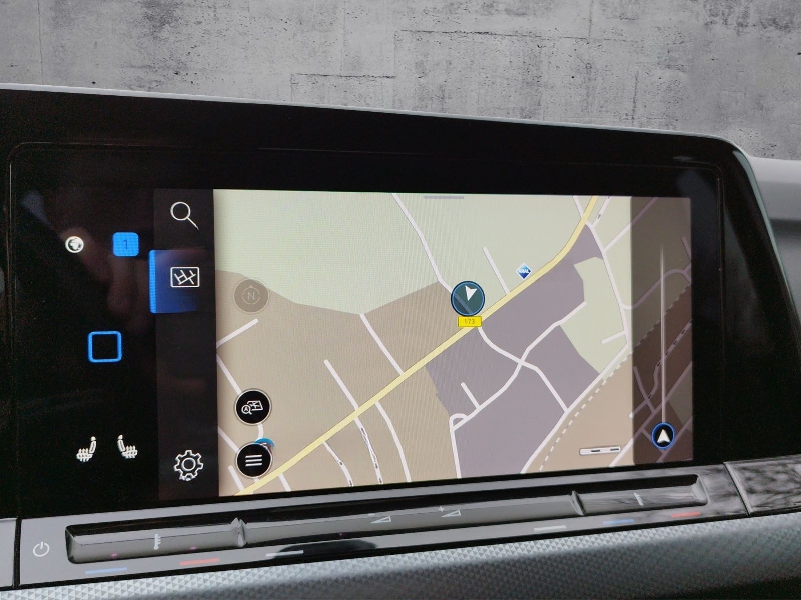 Volkswagen Golf VIII Active 1.5TSI 5JG/AHK/NAV/LED+/RFK foto 15