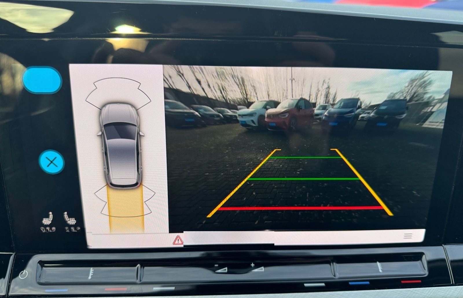 Volkswagen Golf VIII 2.0TDI DSG Life NAVI+KAMERA+LED+ACC foto 17