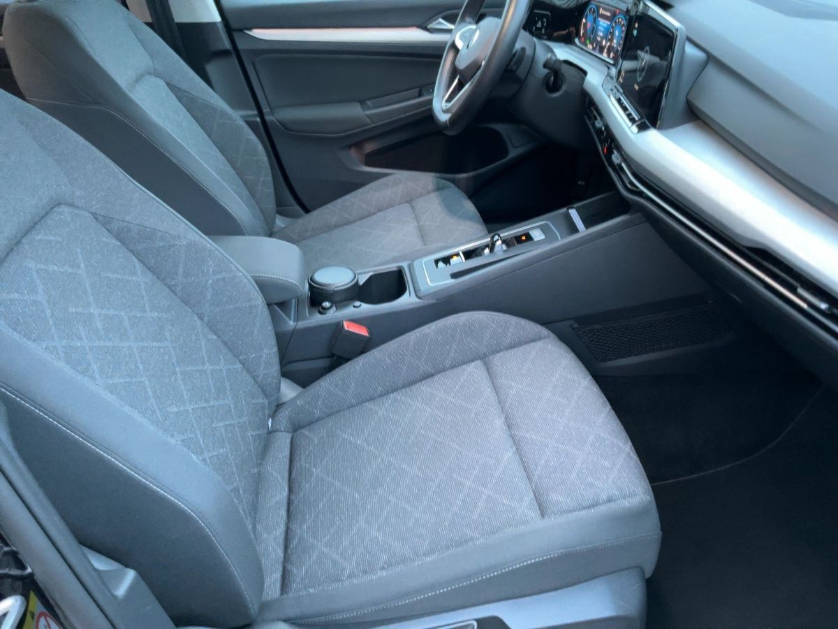 Volkswagen Golf VIII Variant 2.0 TDI DSG LIFE LED+ACC+AHK foto 12