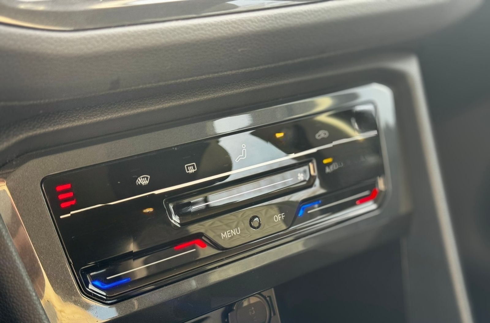 Volkswagen Tiguan Life 1.5 TSI NAV|ACC|AHK foto 14