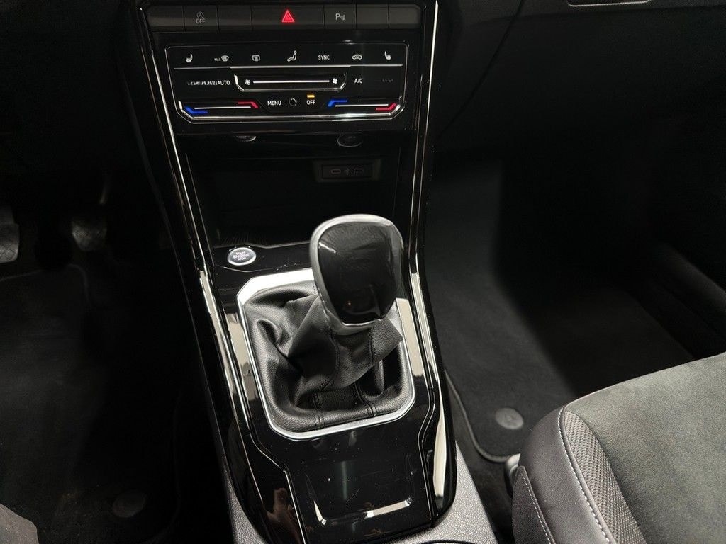 Volkswagen T-Roc 1.0 TSI Style PANO*LED*NAV*SHZ*ACC*PARKLEN foto 15