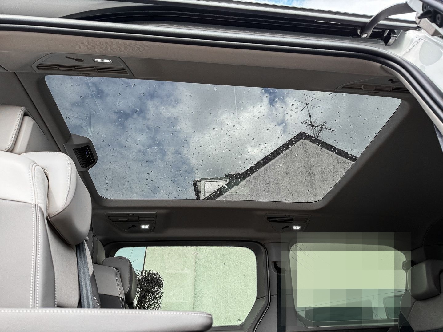 Volkswagen T7 Multivan 2.0 TDI Edition lang AHK/Matrix/Pano foto 18