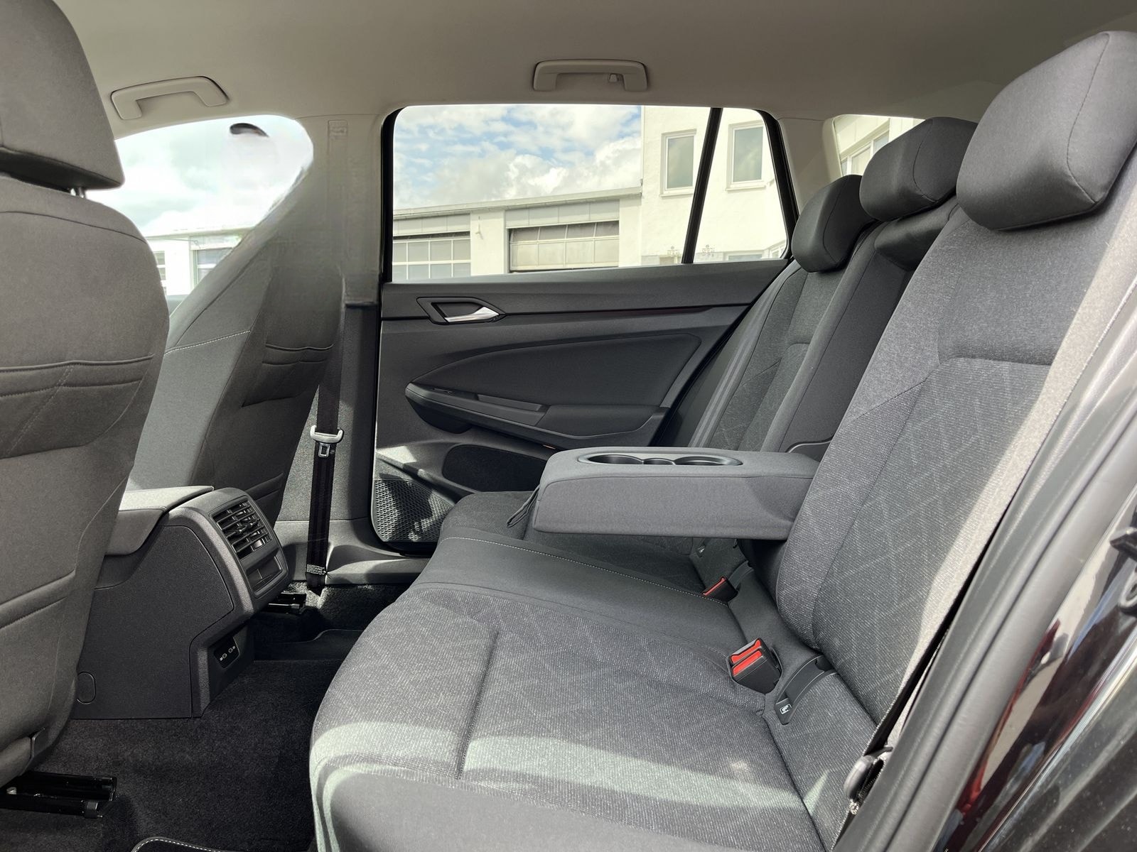 Volkswagen Golf Variant 2.0 TDI Life 136€ m. 20% Anzahlung  foto 15