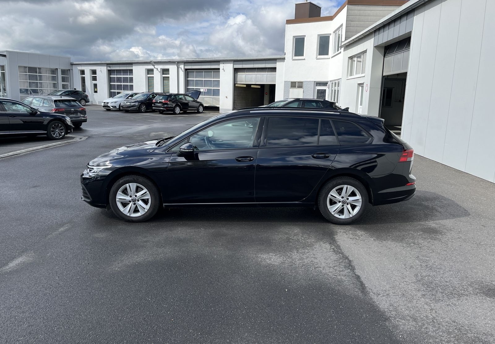 Volkswagen Golf Variant 2.0 TDI Life 136€ m. 20% Anzahlung  foto 3