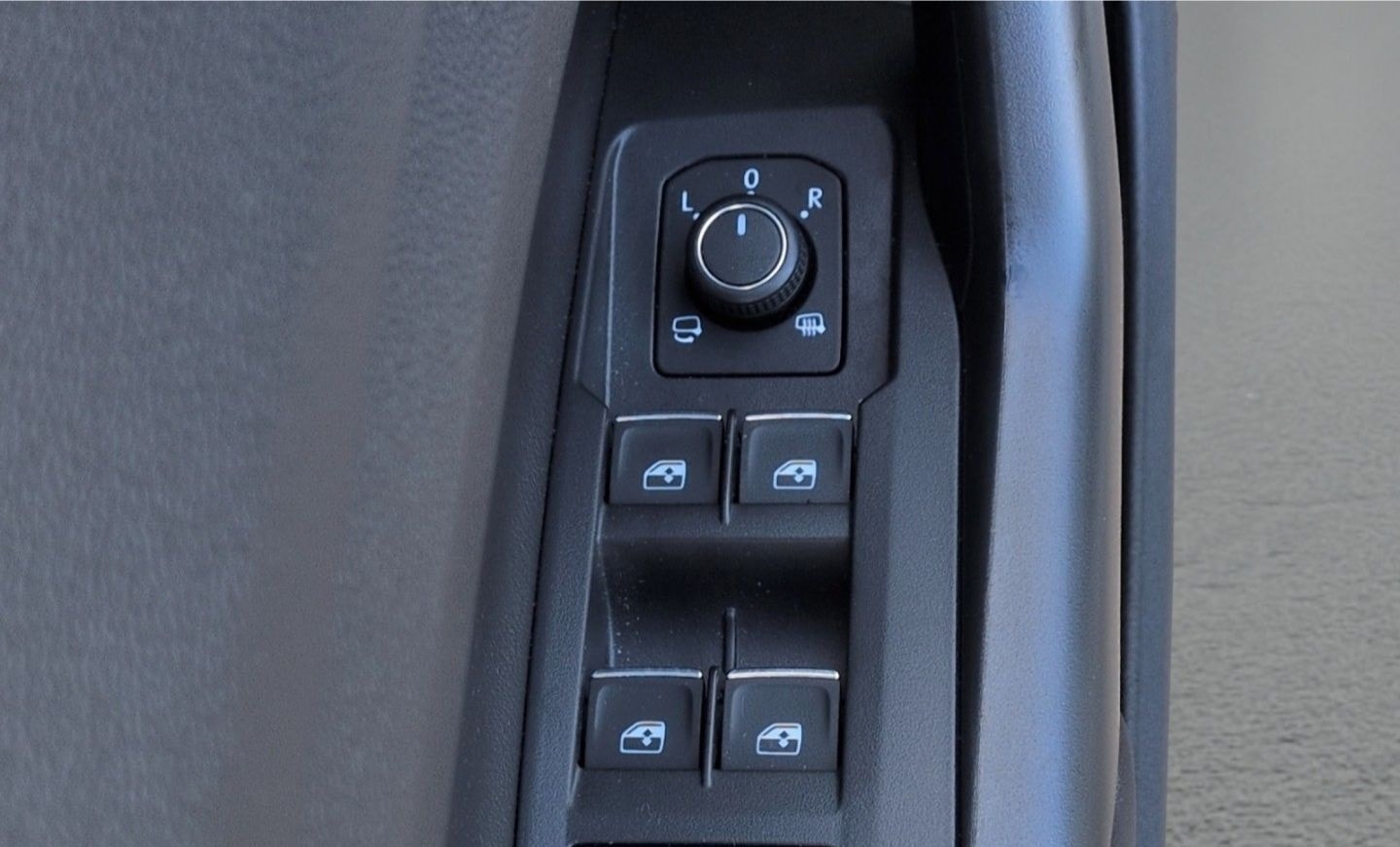 Volkswagen T-Cross GOAL 1.0TSI*LED ACC digCockp SHZ AppConn foto 16