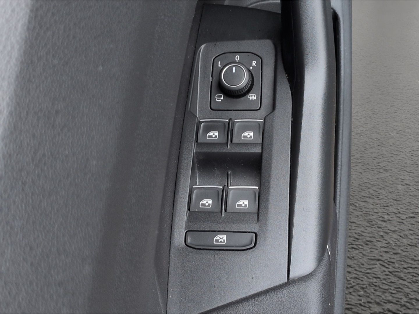 Volkswagen T-Cross GOAL 1.0TSI*LED ACC Navi digCock SHZ 17* foto 16