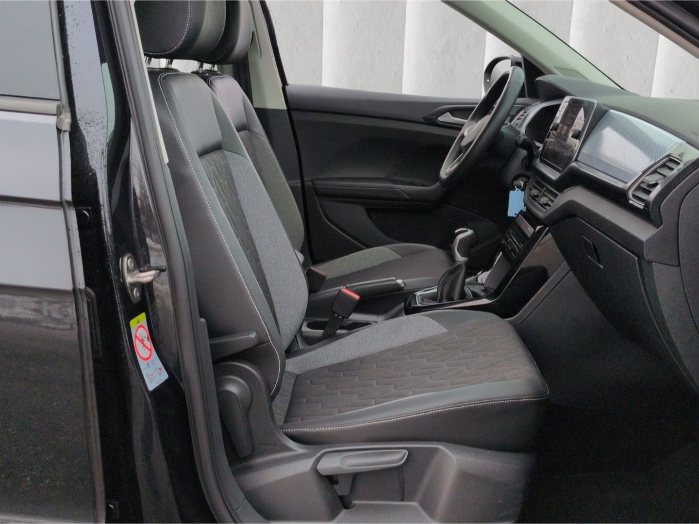 Volkswagen T-Cross GOAL 1.0TSI*LED ACC Navi digCock SHZ 17* foto 8