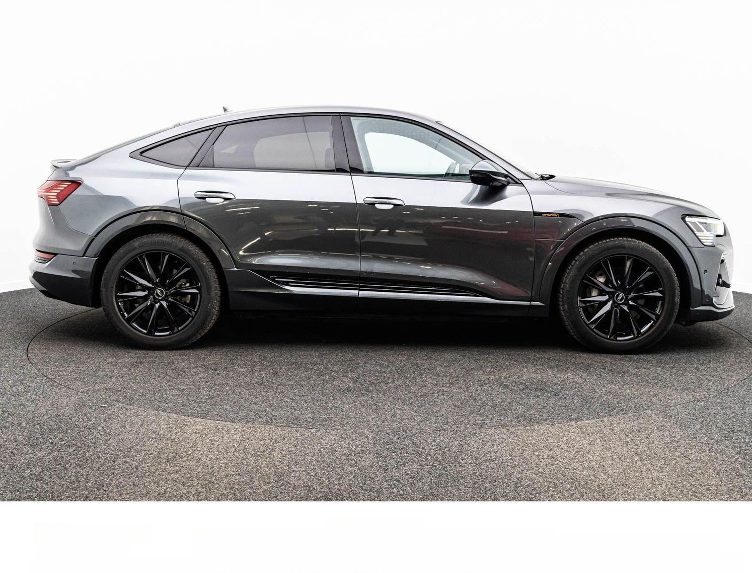 Audi E-TRON SPORTBACK 55 2x S LINE/MTRX/ACC/HuD/NACHT foto 9