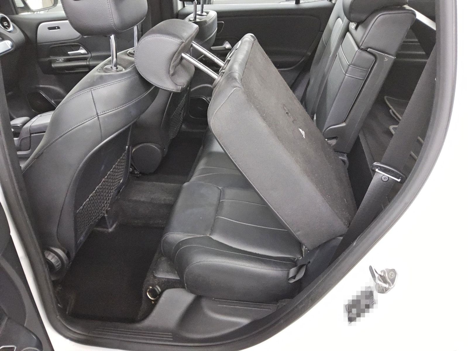 Mercedes-Benz GLB 200 d Style Navi LED Burmester MBUX AHK PDC foto 13