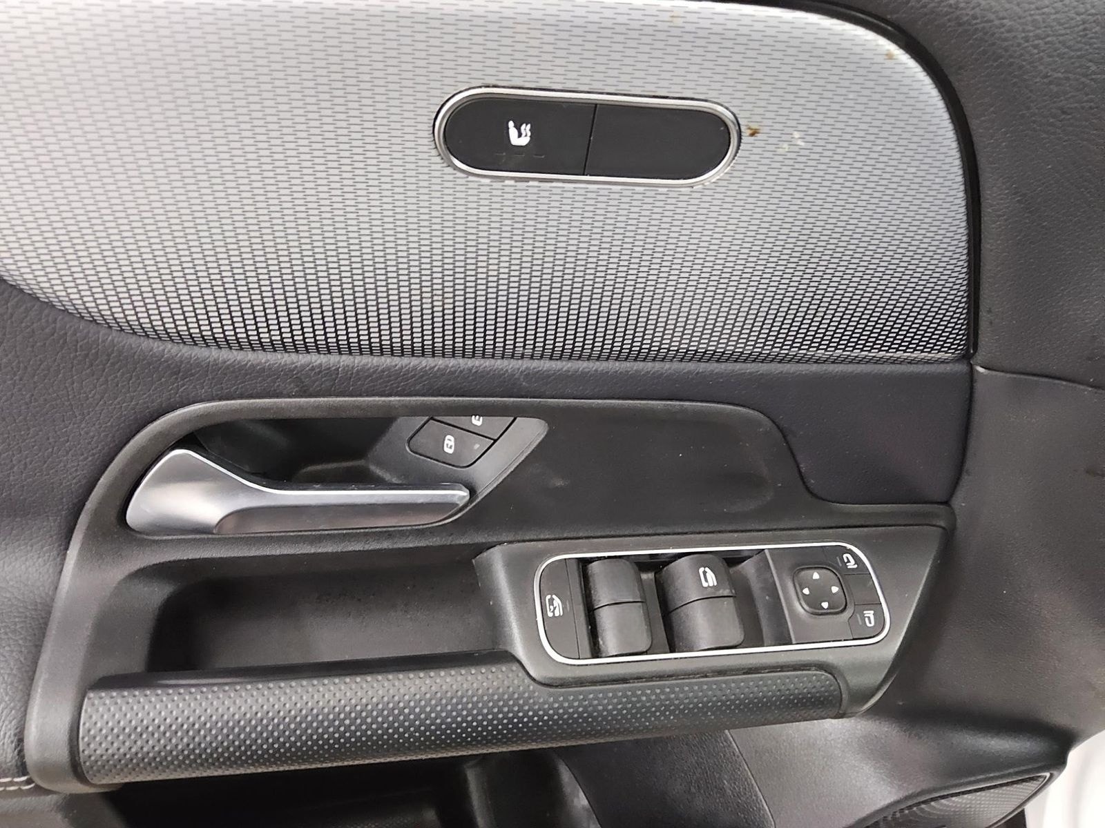 Mercedes-Benz GLB 200 d Style Navi LED Burmester MBUX AHK PDC foto 10