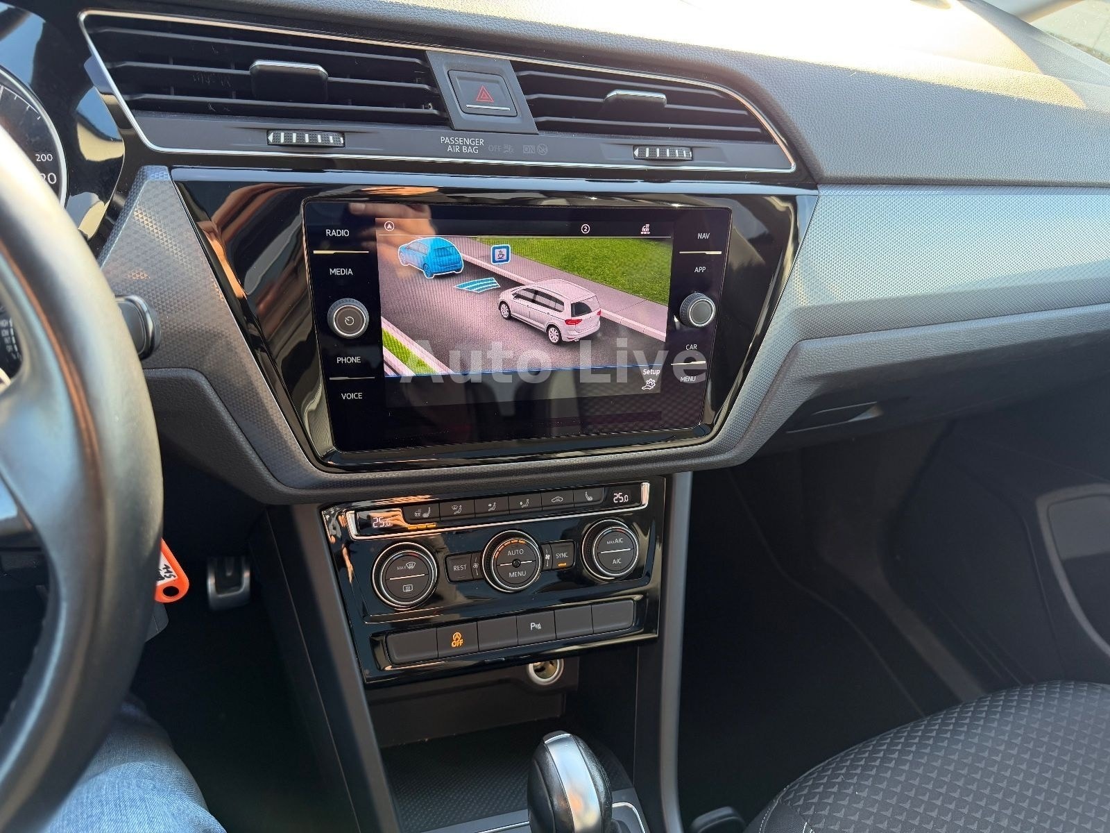 Volkswagen Touran 2.0 TDI*DSG*PANO*NAVI*LED*KAMERA*AHK*ACC* foto 12