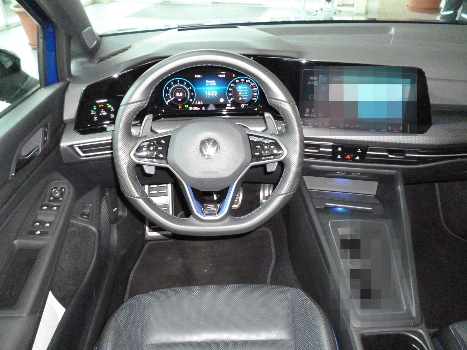 Volkswagen Golf VIII Variant R 4M 2,0 TSI/DSG*BLACK STYLE*M foto 9