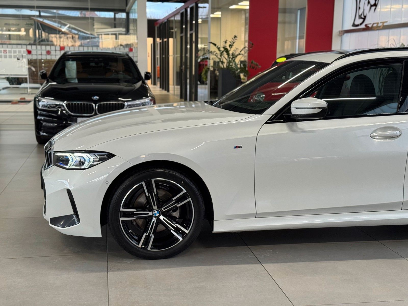 BMW 320D xDrive MSport WIDESCREEN+PANO+INNOVAT.-PAK. foto 11