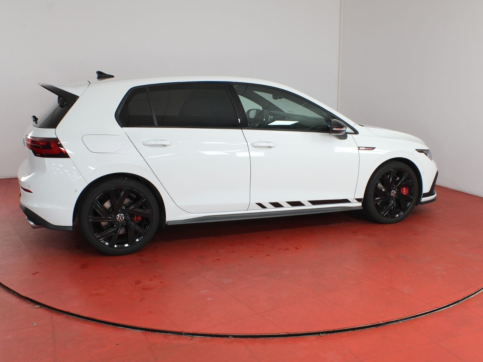 Volkswagen Golf GTI Clubsport Black Style 2.0TSI DSG 282,-o foto 22