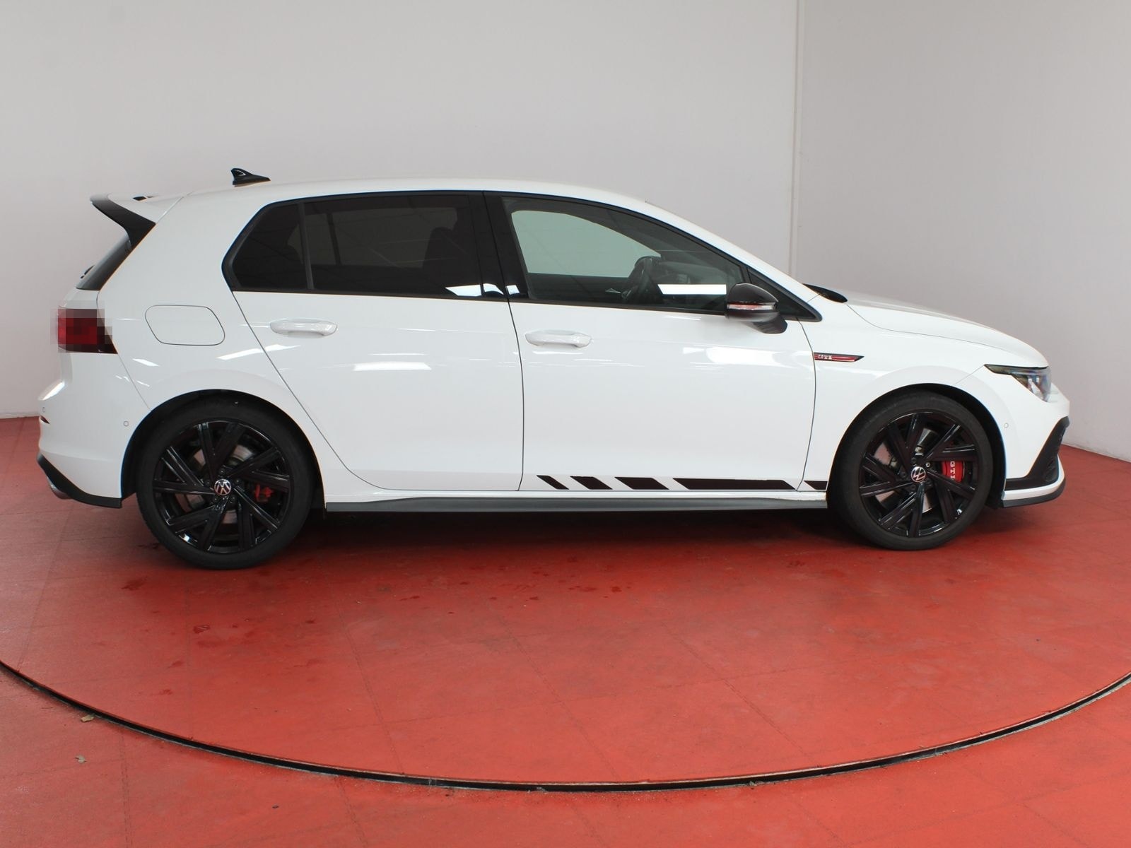 Volkswagen Golf GTI Clubsport Black Style 2.0TSI DSG 282,-o foto 23