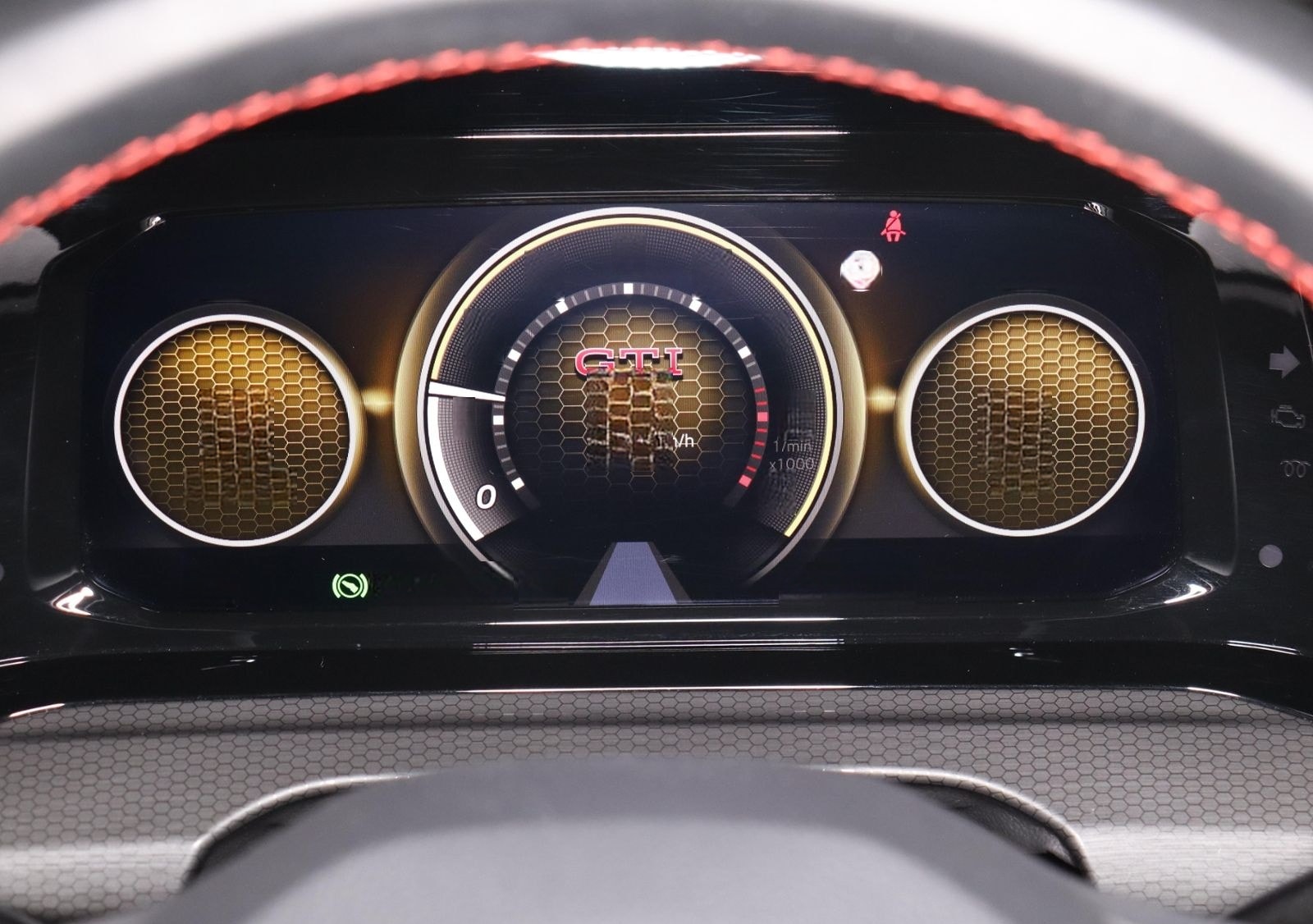 Volkswagen Golf GTI Clubsport Black Style 2.0TSI DSG 282,-o foto 6