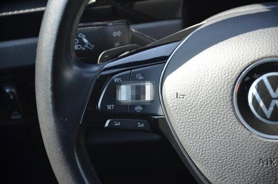 Volkswagen Touran 2.0 TDI Highline  LED Navi AHK elektr. He foto 9