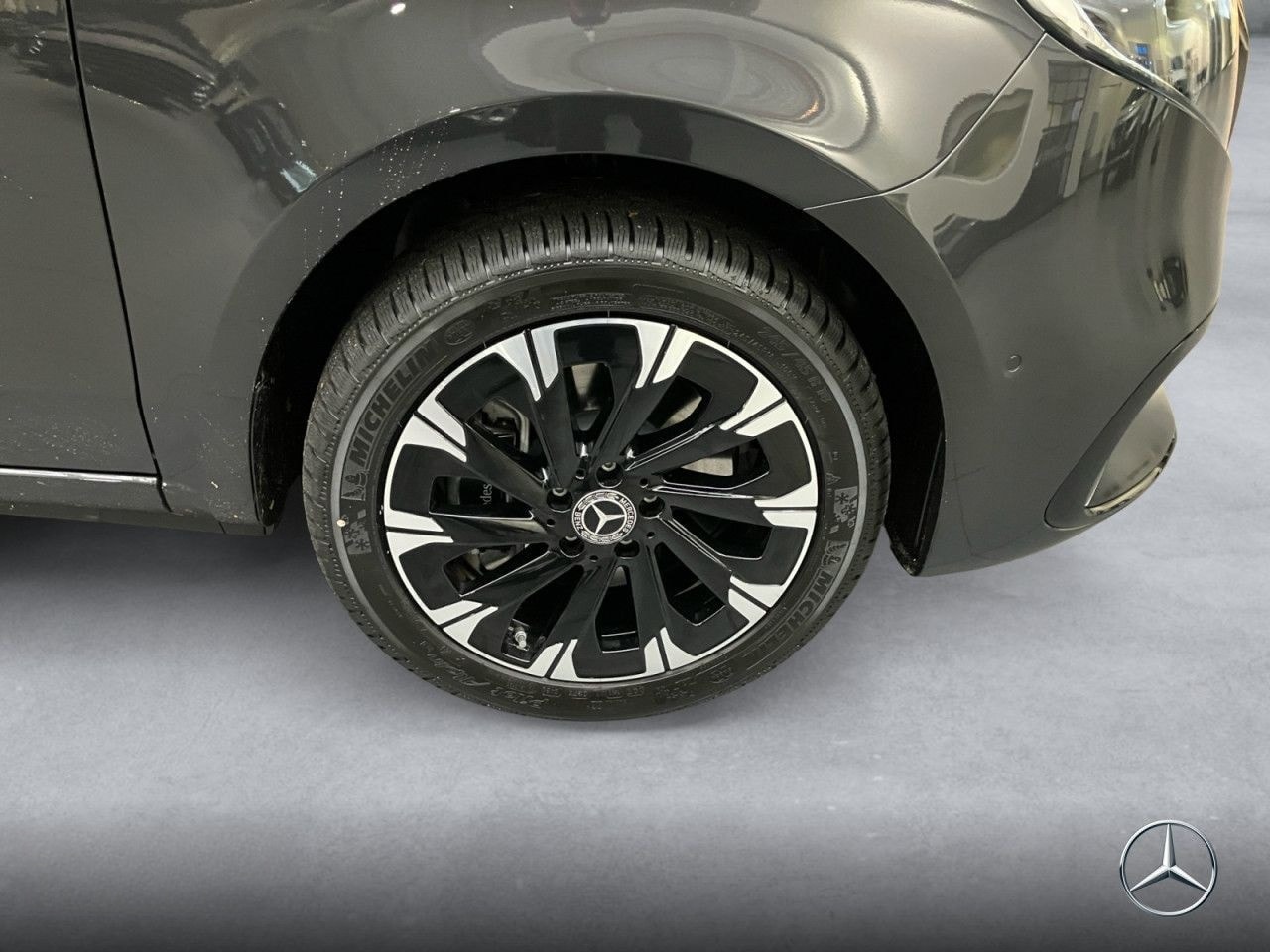 Mercedes-Benz V 300 d 4M Lang AVANTGARDE+Allrad+9G+StandHZ+DIS foto 6