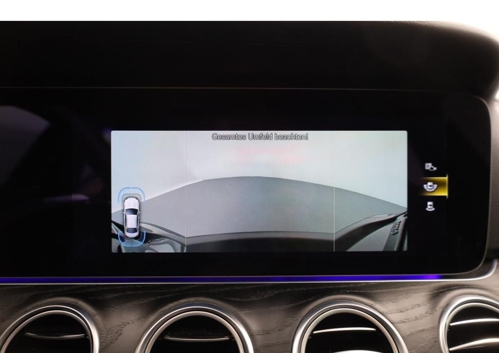 Mercedes-Benz E 300 e Lim Avantgarde Night Distr Widescreen foto 20