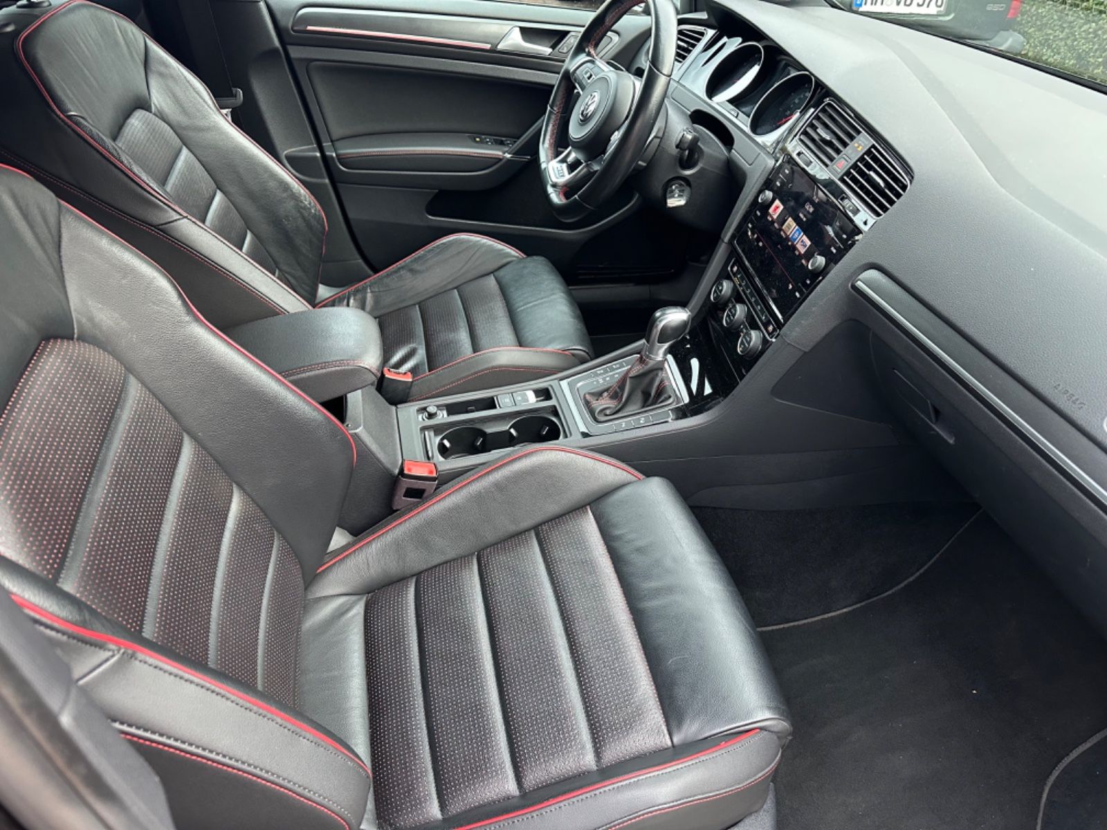 Volkswagen Golf VII GTI Automatik Leder 1.Hand VW Scheckhef foto 13