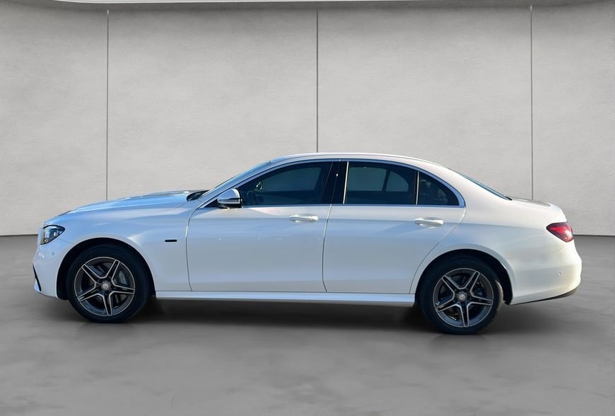 Mercedes-Benz E 300 e 4Matic AMG AHK Multibeam foto 2