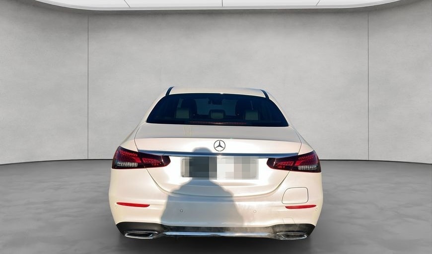 Mercedes-Benz E 300 e 4Matic AMG AHK Multibeam foto 4