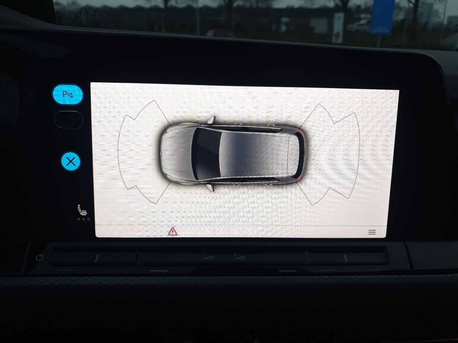 Volkswagen Golf VIII 1.5 TSI ACTIVE +STHZ +IQ.LIGHT +ACC +N foto 13