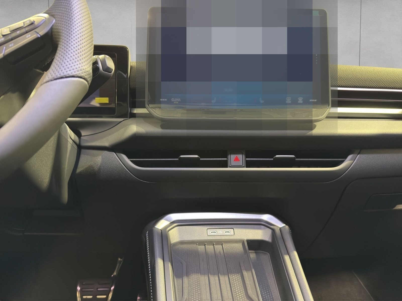 Volkswagen T-Roc R-Line 1.5l eTSI DSG SHZ RFK ACC HEAD-UP B foto 13