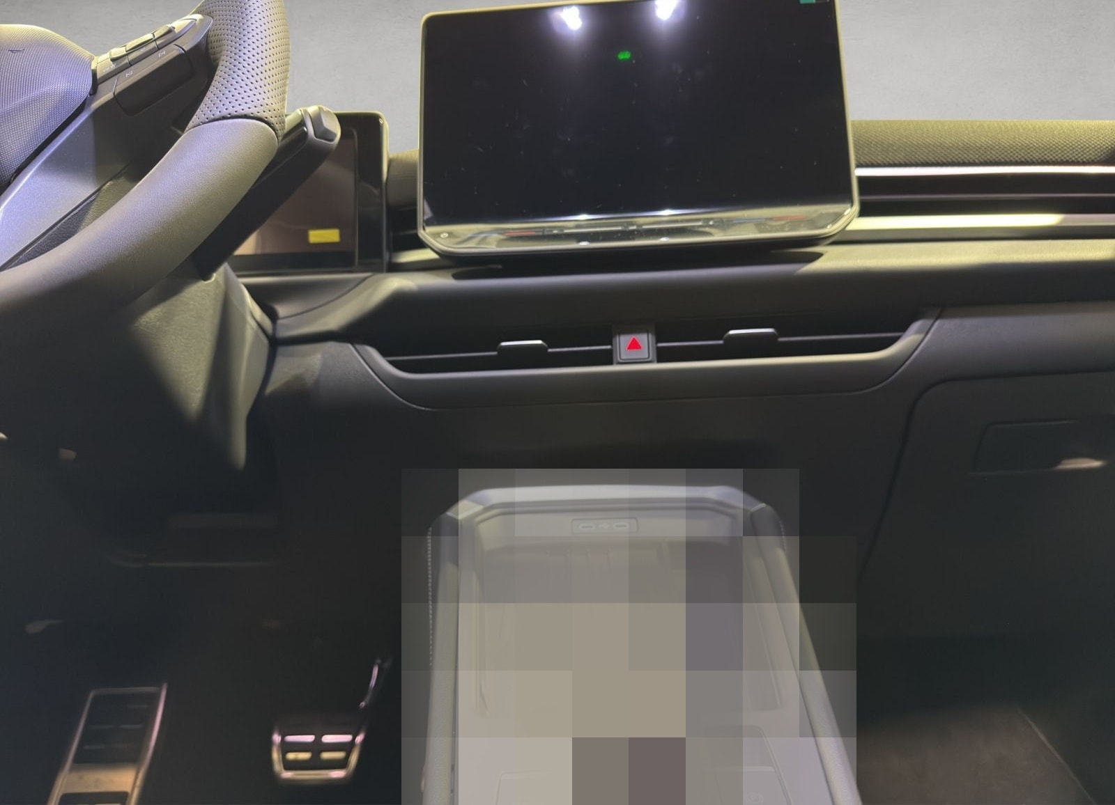 Volkswagen T-Roc R-Line 1.5l eTSI DSG SHZ RFK ACC HEAD-UP B foto 14