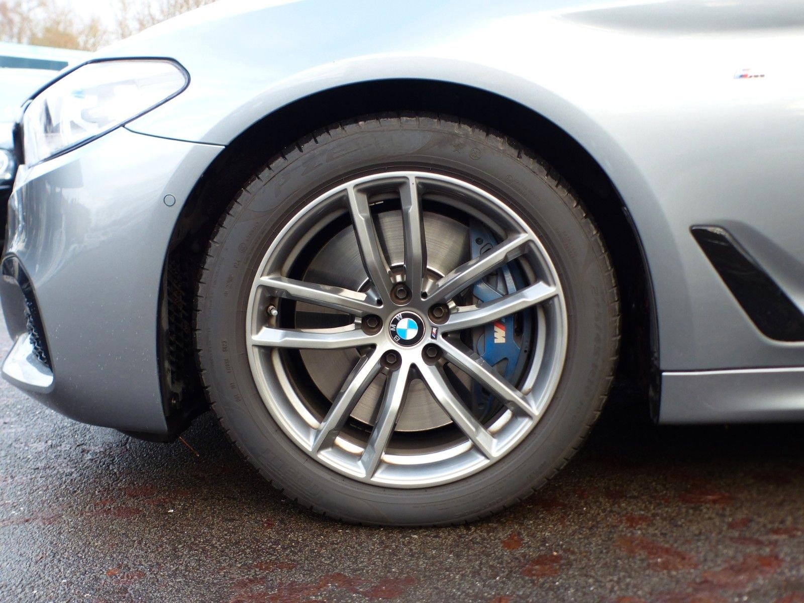 BMW 540d xDrive M Sport Touring Pano 360Kam LED HK foto 17