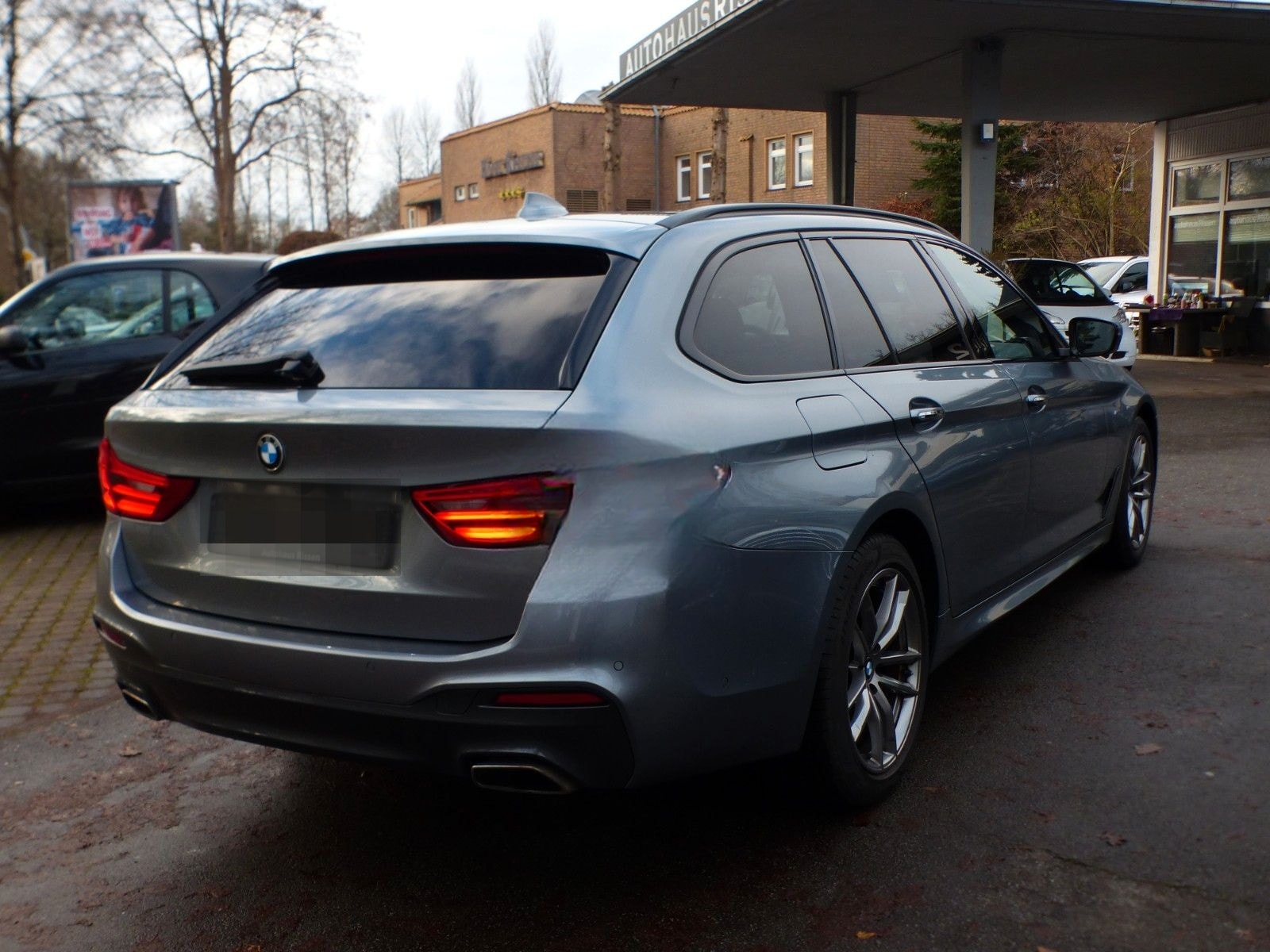 BMW 540d xDrive M Sport Touring Pano 360Kam LED HK foto 4