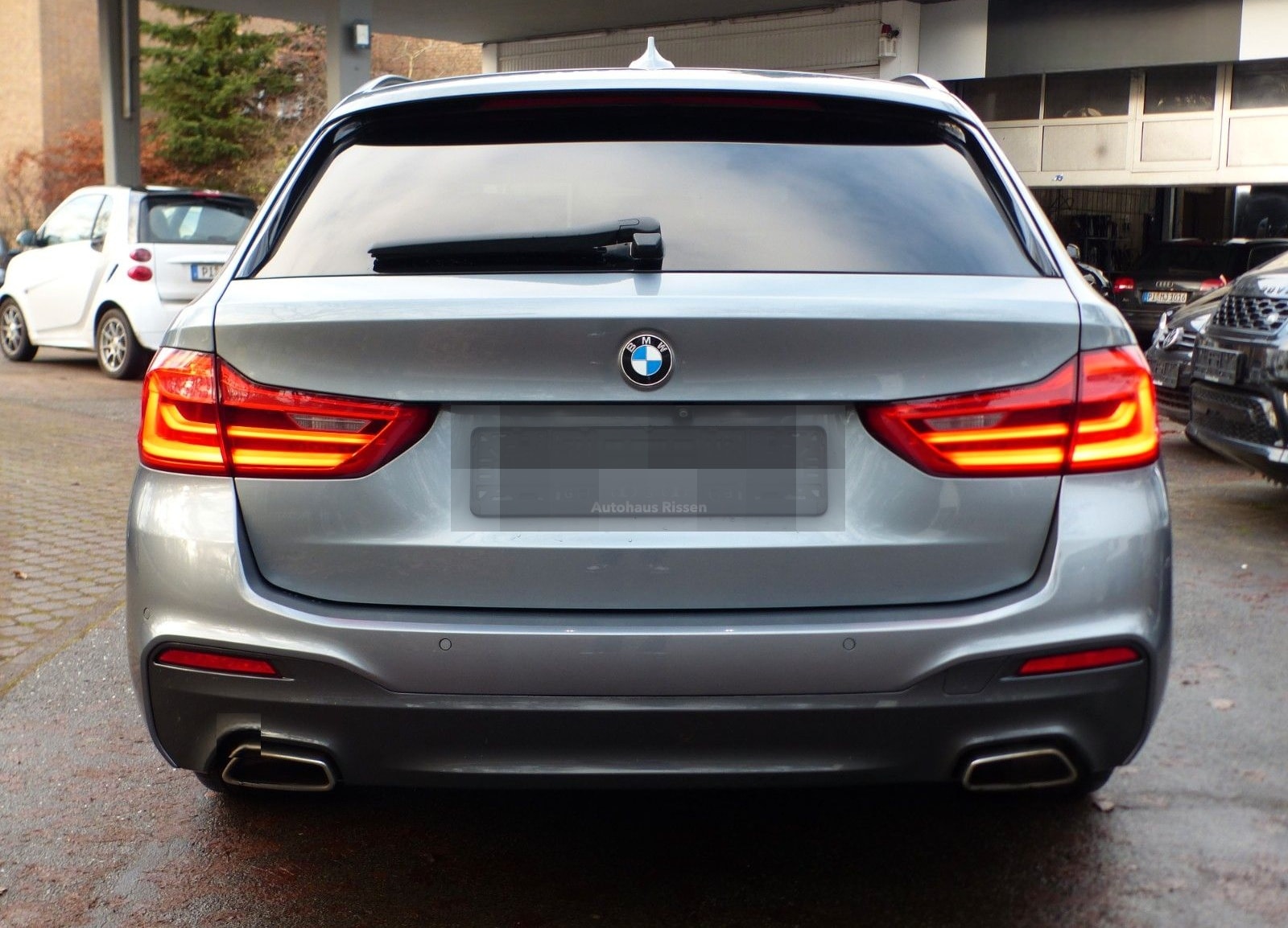 BMW 540d xDrive M Sport Touring Pano 360Kam LED HK foto 5