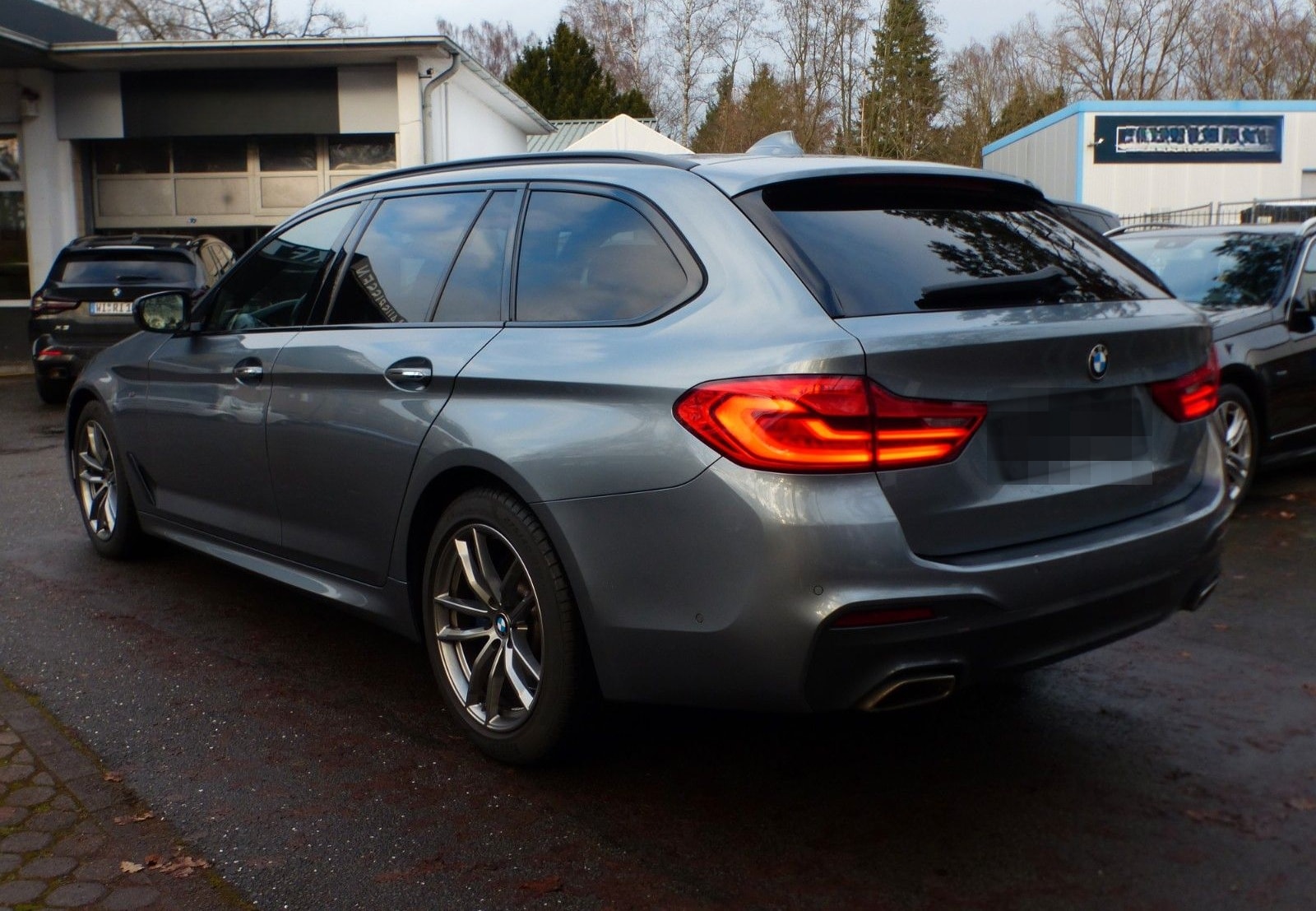 BMW 540d xDrive M Sport Touring Pano 360Kam LED HK foto 6