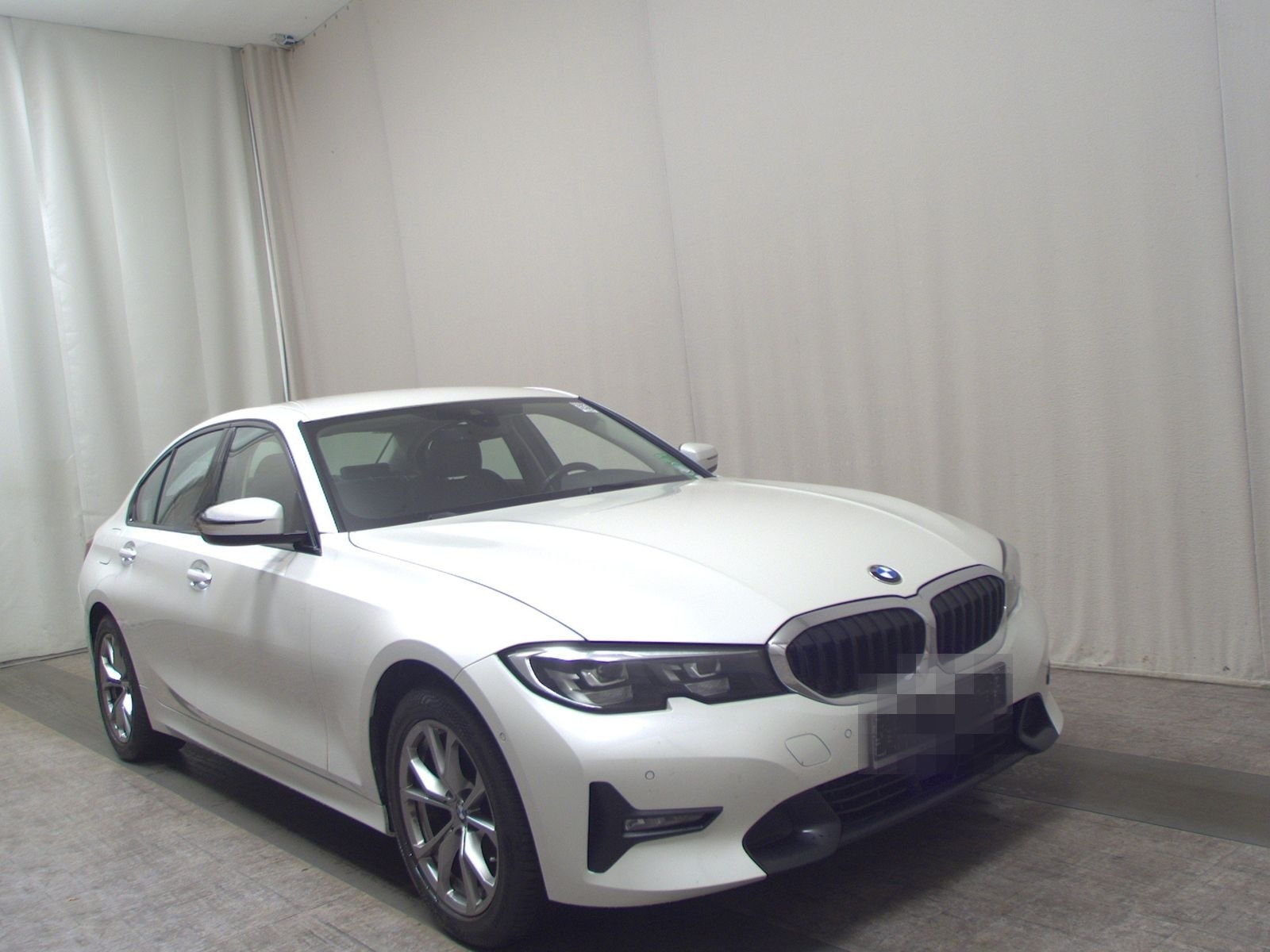 BMW 320dA Sport-Line Navi LED HiFi ACC PDC Shz foto 3