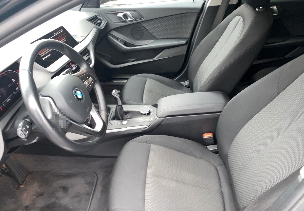 BMW 118i Advantage *el. Heckklappe*LED*Navi*Sitzhzg. foto 5