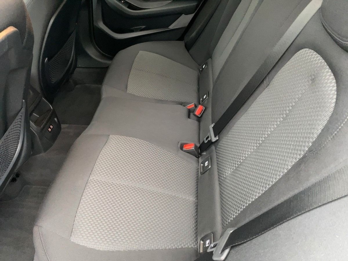 BMW 118i Advantage *el. Heckklappe*LED*Navi*Sitzhzg. foto 6